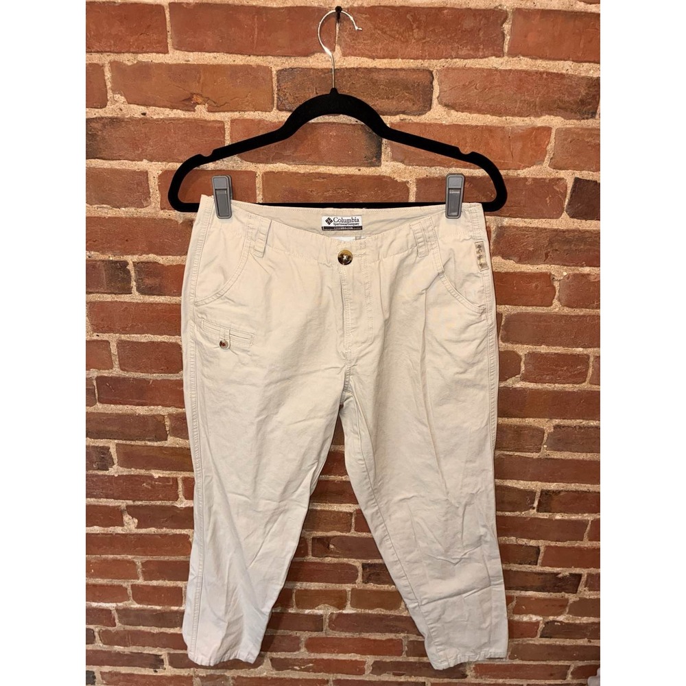 Columbia‎ Women's Khaki Capri Pants Outdoor Hiking Cropped Beige